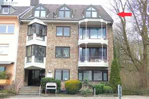 Aachen-Laurensberg! Elegante Dachgeschosswohnung mit ausgebauten Spitzboden.