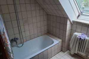 Geräumige 2 Zimmer Wohnung in ruhigem 6-Familien Haus in Erlangen-Bruck – Bierlachweg 7, 91058 Schönfeld, Erlangen – Vorschaubild 6