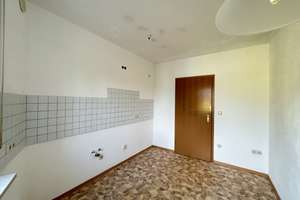Charmante Doppelhaushälfte mit Einliegerwohnung und Terrasse – Die vollständige Adresse der Immobilie erhältst du vom Anbieter., 97828 Marktheidenfeld – Vorschaubild 8