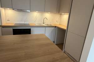 Kernsanierte 2-Zimmer Wohnung mit Tiefgaragenstellplatz – Die vollständige Adresse der Immobilie erhältst du vom Anbieter., 22527 Stellingen, Hamburg – Vorschaubild 1