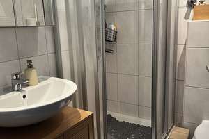 ***INNENSTADT-WEST-Studenten & Pendlerapartment mit Laminat, EBK, Fliesen & Duschbad*** – Die vollständige Adresse der Immobilie erhältst du vom Anbieter., 44137 Dorstfelder Brücke, Dortmund – Vorschaubild 4
