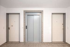 Helle 2-Zimmer-Wohnung mit Balkon, Aufzug & Tiefgarage – gepflegtes Wohnhaus – Stettiner Straße 13, 13357 Gesundbrunnen, Berlin – Vorschaubild 19