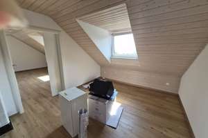 Wunderschöne DG Wohnung mit Blick über Stuttgart – Die vollständige Adresse der Immobilie erhältst du vom Anbieter., 70191 Mönchhalde, Stuttgart – Vorschaubild 8