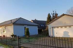 Sehr gepflegter Bungalow nur 14 km von der Hansestadt Greifswald entfernt !!! – Die vollständige Adresse der Immobilie erhältst du vom Anbieter., 17498 Dersekow – Vorschaubild 2