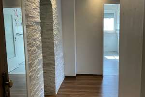 Wunderschöne 4-Zimmer-Wohnung mit Balkon, Aufzug und Tiefgaragenstellplatz! – Die vollständige Adresse der Immobilie erhältst du vom Anbieter., 41068 Venn, Mönchengladbach – Vorschaubild 2