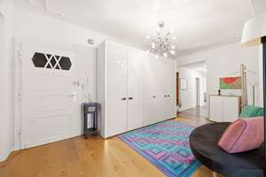 Ohne Makler! 4-Zimmer-Wohnung mit anspruchsvoller Ausstattung in Pempelfort – 40477 Golzheim, Düsseldorf – Vorschaubild 4