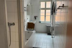 Helle 2-Zimmer Wohnung mit Balkon im 1. OG in Erfurt Altstadt – Die vollständige Adresse der Immobilie erhältst du vom Anbieter., 99084 Altstadt, Erfurt – Vorschaubild 9