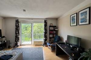 Apartment mit Balkon und schönem Grünblick – Leonore-Kühn-Straße 5, 85049 Friedrichshofen-Hollerstauden, Ingolstadt – Vorschaubild 4