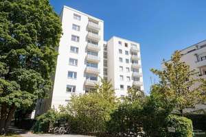 Über den Dächern des Münchner Südostens – 4 Zimmer mit Südbalkon und eigener Garage – 81549 Obergiesing, München – Vorschaubild 19