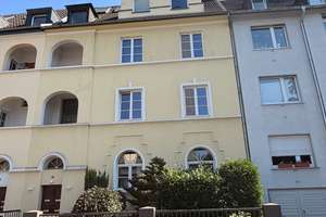 Altbau-Charme in zentraler Lage: bereits aufgeteiltes 4-Parteienhaus mit sicherer Rendite! – Die vollständige Adresse der Immobilie erhältst du vom Anbieter., 53111 Bonn-Castell, Bonn – Vorschaubild 3