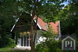Ein kleines Schmuckstück im Park voller Charme und Eleganz
auf einem Erbpachtgrundstück der Stadt H – Die vollständige Adresse der Immobilie erhältst du vom Anbieter., 22559 Rissen, Hamburg – Vorschaubild 3