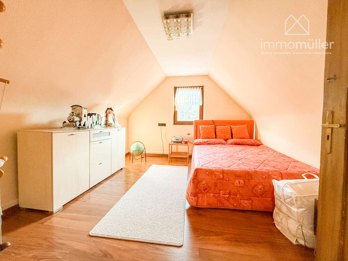 Immobilie in Altleiningen - Viel Wohnraum für die Familie! - Bild 2