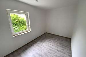 Sofort frei! 3-Zimmer-Wohnung in Plettenberg Eschen – Auf dem Loh 18, 58840 Plettenberg – Vorschaubild 4