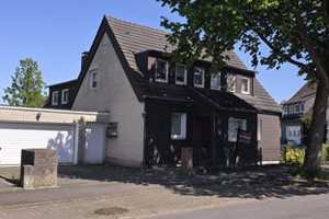 Wunderschönes Eckgrundstück mit großem Wohnhaus zu verkaufen – Dortmund – Vorschaubild 3