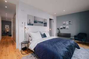 Erdgeschosswohnung mit großer Terrasse, Einbauküche und En-Suite-Bad – Luitpoldstraße 9, 10781 Berlin – Vorschaubild 4