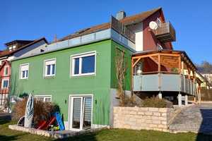 Saniertes Mehrfamilienhaus mit vier Wohneinheiten in Feuchtwangen – Ansbach (Kreis) – Vorschaubild 1