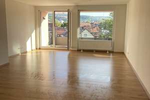 große Wohnung mit 3 SZ | sonniger Balkon | Einbauküche | Aufzug | TG – Abelsbergstraße 26D, 70190 Ostheim, Stuttgart – Vorschaubild 4