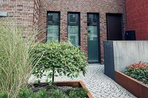 Hochwertiges Townhouse mit zentraler Lage in Hamburg-Uhlenhorst – Dorothea-Bernstein-Weg 32, 22081 Uhlenhorst, Hamburg – Vorschaubild 1