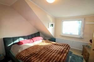 Gemütlich, praktisch, bezahlbar – Dachgeschosswohnung mit vielen Extras – Die vollständige Adresse der Immobilie erhältst du vom Anbieter., 42857 Reinshagen, Remscheid – Vorschaubild 4