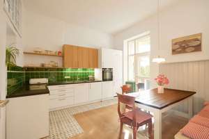Familiengerechte Beletage über 204 m² mit Altbau-Charme und zwei Balkonen – Die vollständige Adresse der Immobilie erhältst du vom Anbieter., 81675 Steinhausen, München – Vorschaubild 9