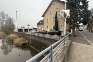 Solides Mehrfamilienhaus mit 4 Einheiten | 494 m² | Baujahr 1970 | Ruhige Lage in Scheinfeld – Würzburger Straße 13, 91443 Scheinfeld – Vorschaubild 2