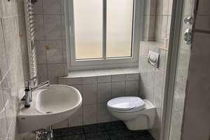 Charmantes Altbau-Juwel im Herzen von Berlin: Großzügige 4-Zimmer-Wohnung in begehrter Lage – Die vollständige Adresse der Immobilie erhältst du vom Anbieter., 10717 Wilmersdorf, Berlin – Vorschaubild 13