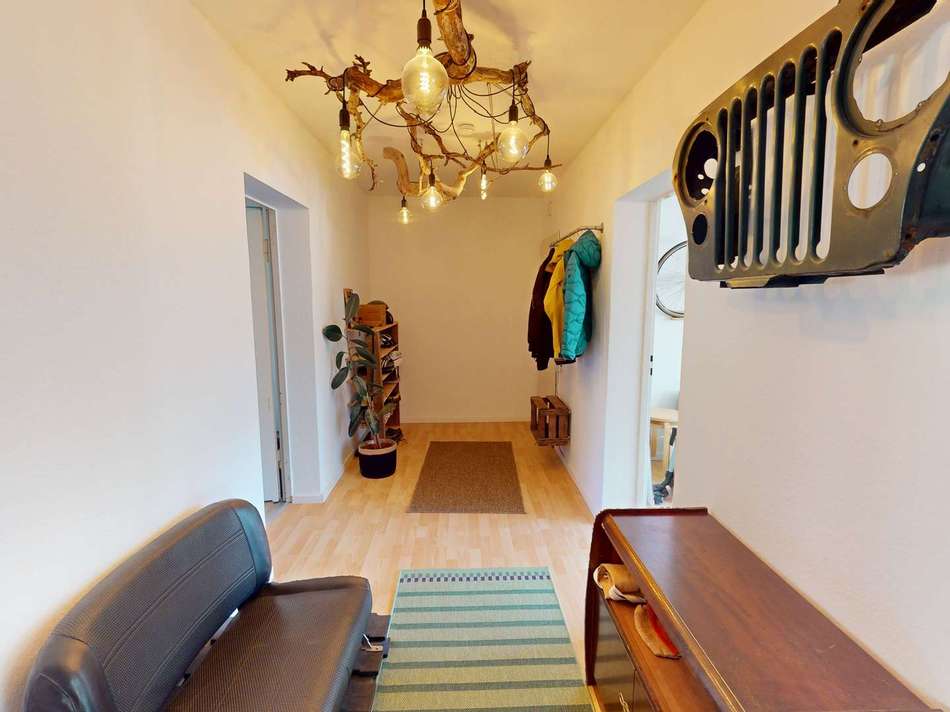 VwjHhWshbYDzSA44gV4L1PcD-big 1