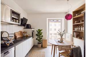 CHARMANTE 2-ZIMMER-WOHNUNG MIT WOHNKÜCHE
IM BEGEHRTEN MÜNCHEN-SCHWABING – Die vollständige Adresse der Immobilie erhältst du vom Anbieter., 80803 Am Luitpoldpark, München – Vorschaubild 5
