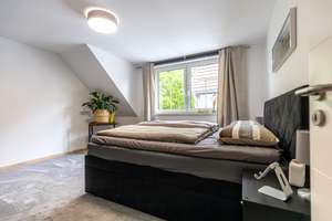 Gepflegtes Einfamilienhaus in beliebter Wohnlage von Erfurt-Marbach – Die vollständige Adresse der Immobilie erhältst du vom Anbieter., 99092 Marbach, Erfurt – Vorschaubild 2