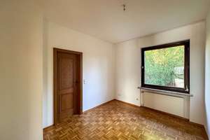 Attraktiver Bungalow mit Ausbaureserve mit Doppelgarage in bester Lage von Krefeld-Verberg – Die vollständige Adresse der Immobilie erhältst du vom Anbieter., 47802 Verberg, Krefeld – Vorschaubild 10