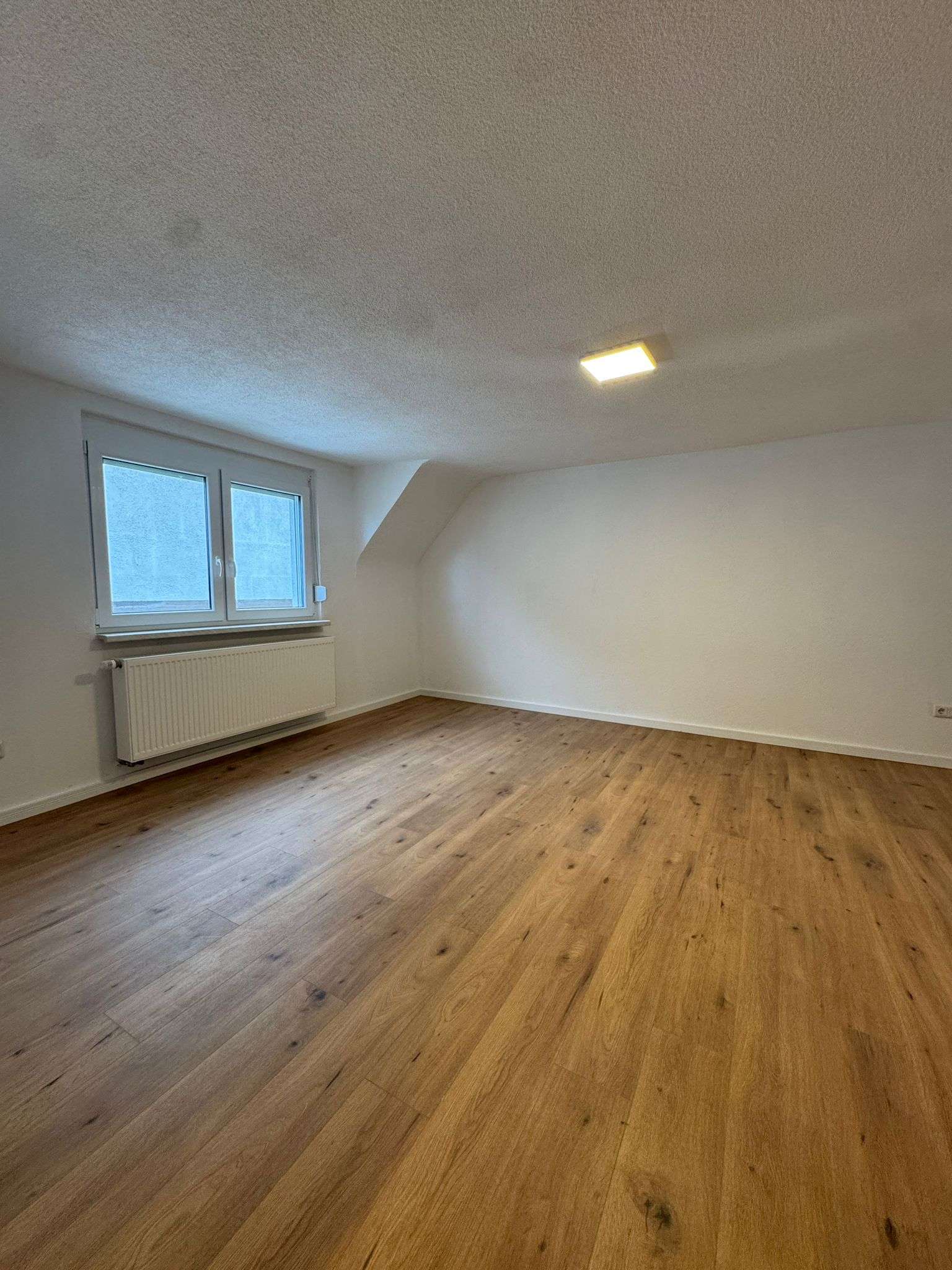 Immobilie in Westhofen - Klein, aber Fein! Wohntraum für Ihre Familie - Bild 1