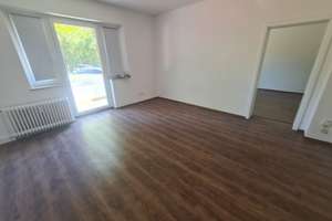 helle 3,5 Raum EG-Wohnung mit Balkon! Neues Bad! – Kurt-Schumacher-Straße 120, 45881 Schalke-Nord, Gelsenkirchen – Vorschaubild 2