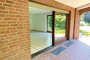 Familienplatz in Moers: einseitiges angebautes Einfamillienhaus mit großer Garage, Carport – Die vollständige Adresse der Immobilie erhältst du vom Anbieter., 47447 Vennikel, Moers – Vorschaubild 4