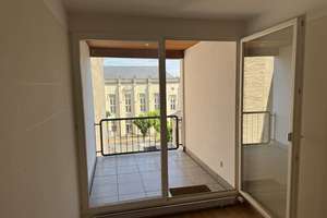 Helle Altbau-Wohnung in Bestlage: Großzügige 3,5 Zimmer mit zwei Loggien in der Koblenzer Altstadt – Die vollständige Adresse der Immobilie erhältst du vom Anbieter., 56068 Altstadt, Koblenz – Vorschaubild 2