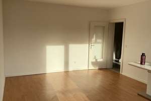 Gepflegte, helle 3-Zimmer Wohnung mit Balkon im 2. OG in Düsseldorf-Unterrath – Die vollständige Adresse der Immobilie erhältst du vom Anbieter., 40468 Unterrath, Düsseldorf – Vorschaubild 4