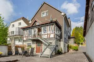 Großzügige Doppelhaushälfte in Wiehl mit Garten und flexiblem Wohnkonzept – Die vollständige Adresse der Immobilie erhältst du vom Anbieter., 51674 Wiehl – Vorschaubild 1