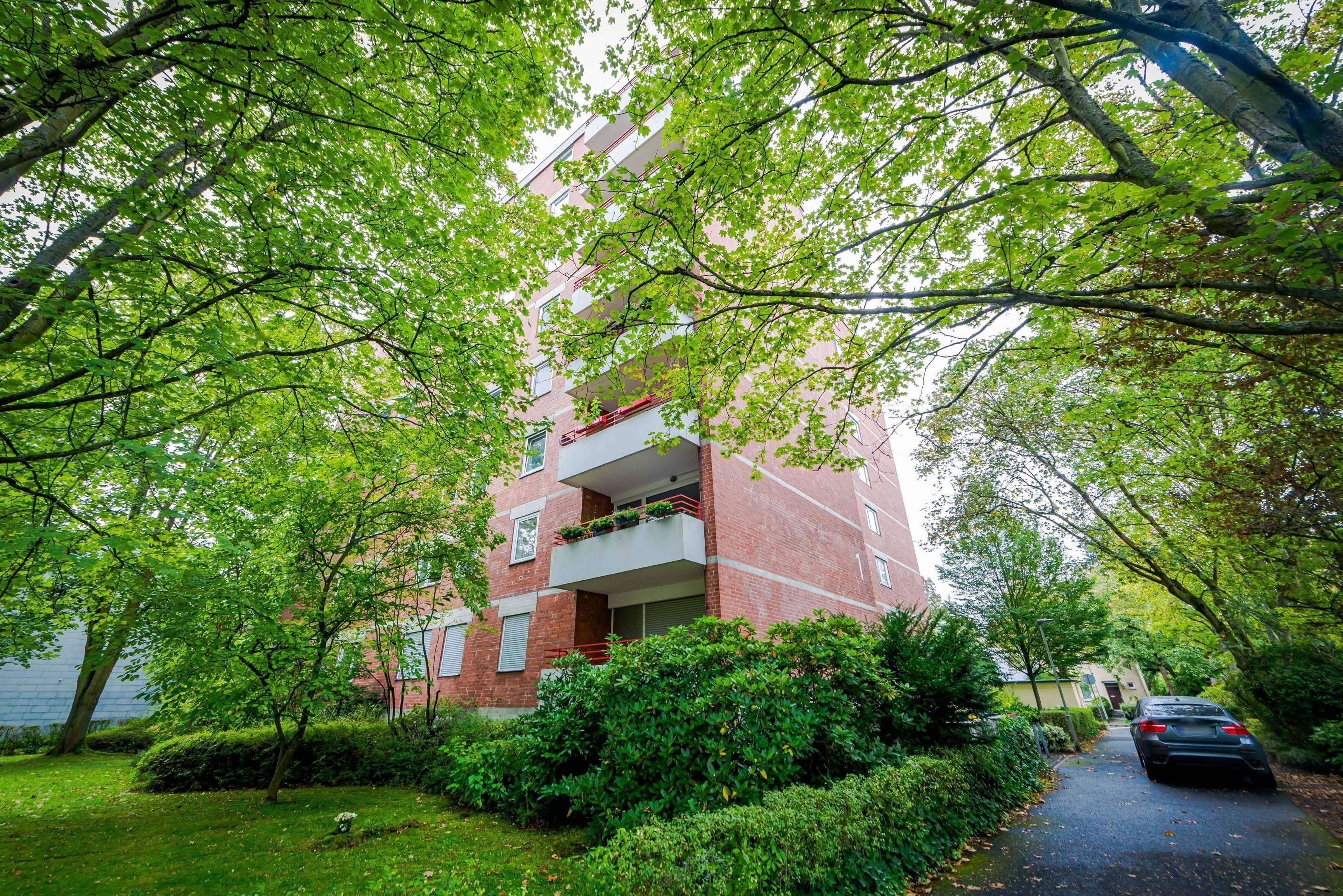 Frankfurt-Niederursel: Stadtwohnung mit Ausblick und perfekter Infrastruktur, Frankfurt am Main – Bild 2