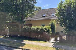Familienparadies: Gepflegtes Einfamilienhaus mit großem Garten und Sonnenterrasse