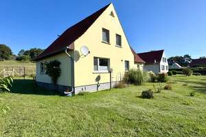 Einfamilienhaus mit viel Potenzial auf großzügigem Gartengrundstück – Boddenstraße 11B, 18586 Gager – Vorschaubild 4