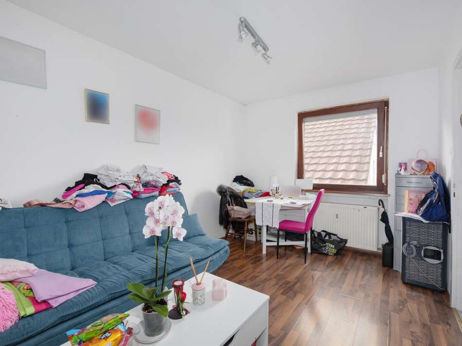 Wohnzimmer Hauptgebäude Wohnun