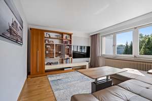 Einfamilienhaus mit Einliegerwohnung und gepflegtem großem Grundstück in zentraler Lage Reutlingens – Gustav-Schwab-Str. 29, 72762 Reutlingen-Mitte, Reutlingen – Vorschaubild 9