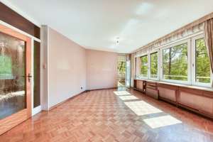 +++ bequem & altersgerecht - 1.OG mit Süd-Balkon - Bad mit Fenster - modernisierungsbedürftig +++ – Schwabbacher Straße 15, 70437 Rot, Stuttgart – Vorschaubild 2
