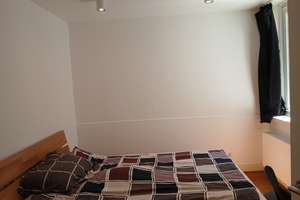 3-Zimmer-Souterrainwohnung mit Terrasse in Hamburg-St. Pauli – Simon-von-Utrecht-Straße 90, 20359 St. Pauli, Hamburg – Vorschaubild 5
