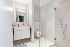AQ - möbliertes Studio Apartment – Ratinger Straße 1, 40213 Altstadt, Düsseldorf – Vorschaubild 23