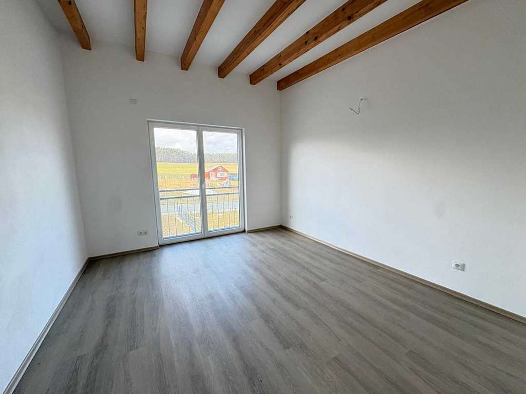 Immobilie in Grafenwöhr - Neubau-Doppelhaushälfte im Erstbezug - Perfekt für Eigennutzer oder Investoren! - Bild 4