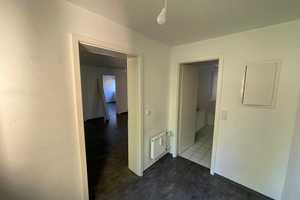 2-Zimmerwohnung in ruhiger Umgebung (Achtung: Wohnberechtigungsschein erforderlich!) – Dr.-Linnert-Ring 29, 90473 Nürnberg – Vorschaubild 3