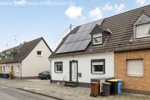 Exklusiv wohnen mit Komfort : Großzügiges Familienhaus mit 3 Garagen in bester Lage von Erftstadt-Kö – Die vollständige Adresse der Immobilie erhältst du vom Anbieter., 50374 Erftstadt – Vorschaubild 2