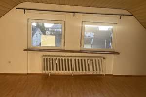 Schöne 3 Zimmer-DG-Wohnung in KA-Palmbach – Die vollständige Adresse der Immobilie erhältst du vom Anbieter., 76228 Palmbach, Karlsruhe – Vorschaubild 2
