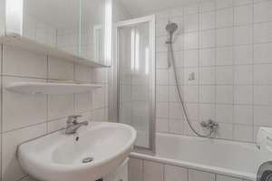 Zentral wohnen in Villingen: Charmante 2-Zimmer-Wohnung mit Loggia – Die vollständige Adresse der Immobilie erhältst du vom Anbieter., 78050 Villingen, Villingen-Schwenningen – Vorschaubild 7