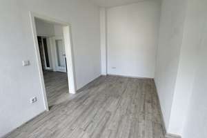 Sehr gepflegte und moderne 1  1/2 Zimmer-Wohnung in ruhiger zentraler Lage – Die vollständige Adresse der Immobilie erhältst du vom Anbieter., 90459 Galgenhof, Nürnberg – Vorschaubild 4